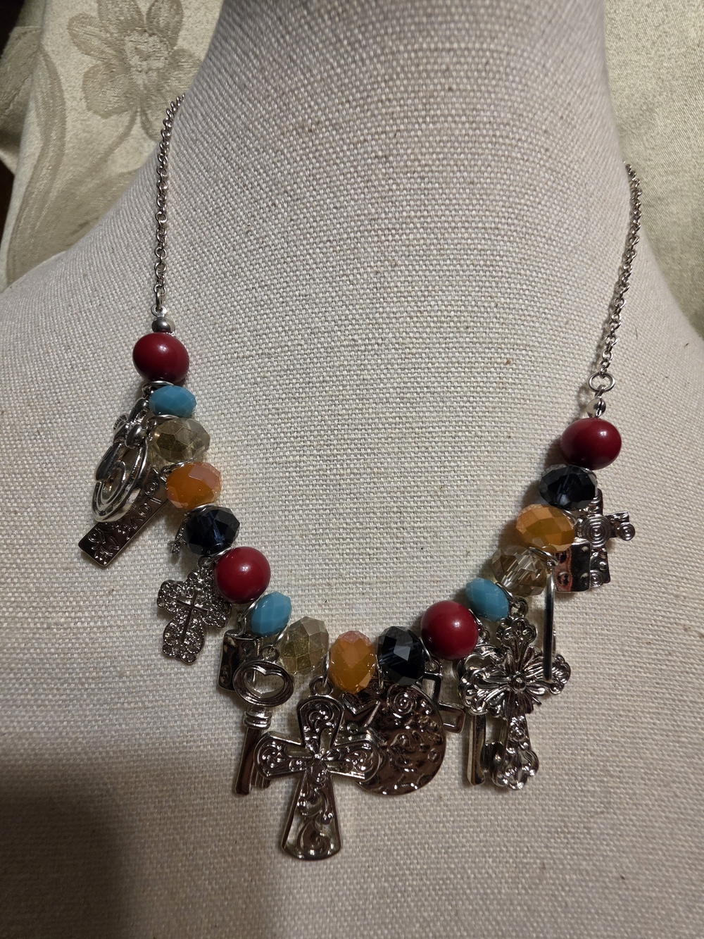#1340 Express Multicolor Charm Necklace - Red, Turquoise, Orange, Black Tones